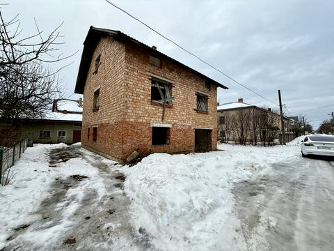 будинок за адресою Романа Шухевича вул., 30