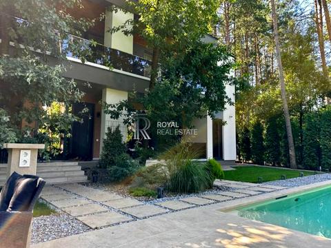 дом по адресу Київська