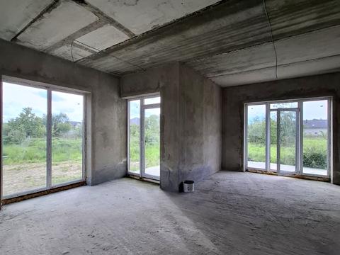 будинок за адресою Стуса