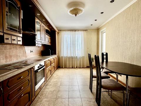 квартира по адресу Оболонский просп., 36-Д