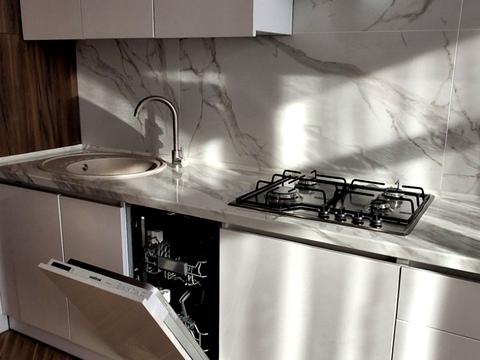 квартира по адресу Свободи ул., 12а