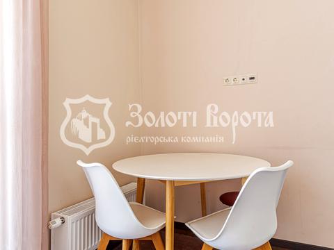 квартира за адресою Джона Маккейна вул. (Івана Кудрі), 7