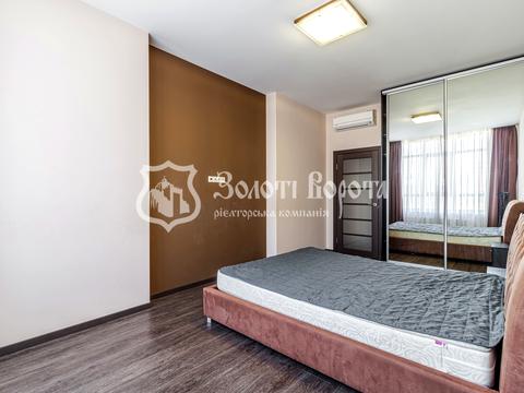 квартира за адресою Джона Маккейна вул. (Івана Кудрі), 7