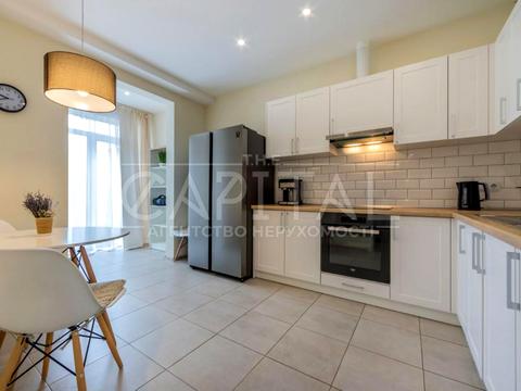 квартира за адресою Михайла Максимовича вул. (Онуфрія Трутенка), 28-Б