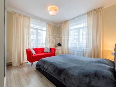 квартира за адресою Михайла Максимовича вул. (Онуфрія Трутенка), 28-Б