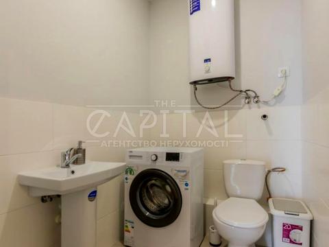 квартира за адресою Михайла Максимовича вул. (Онуфрія Трутенка), 28-Б