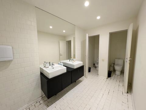 комерційна за адресою Лесі Українки бульв., 23