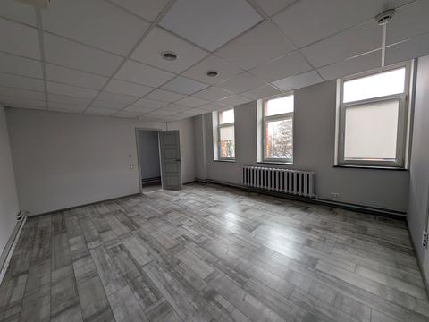 комерційна за адресою Лесі Українки бульв., 23-Б