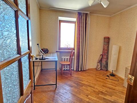 квартира за адресою Нарбутівська вул., 20