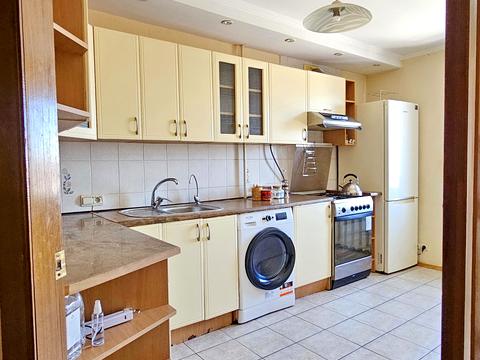 квартира за адресою Нарбутівська вул., 20