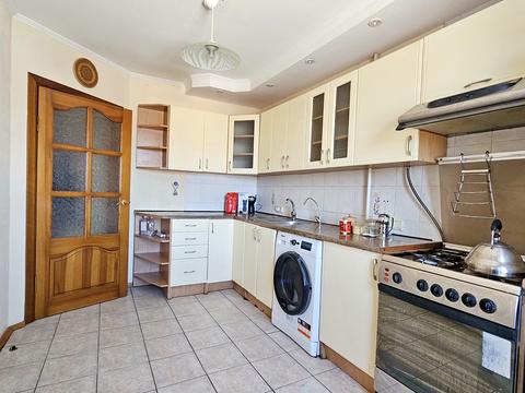 квартира за адресою Нарбутівська вул., 20