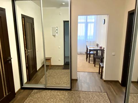 квартира за адресою Любомира Гузара просп. (Космонавта Комарова), 46-Б