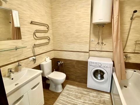 квартира за адресою Любомира Гузара просп. (Космонавта Комарова), 46-Б