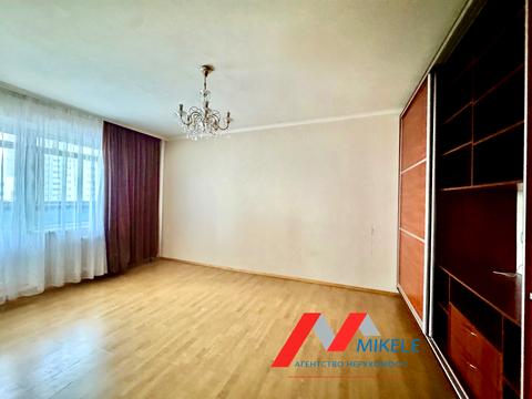 квартира за адресою Вишняківська вул., 1