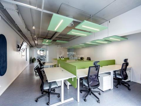 комерційна за адресою Паньківська вул., 10