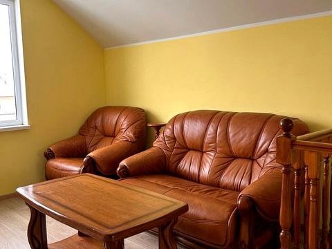 будинок за адресою Юності вул.