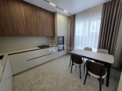 будинок за адресою с. Петропавлівська Борщагівка, Макарівська вул., 25