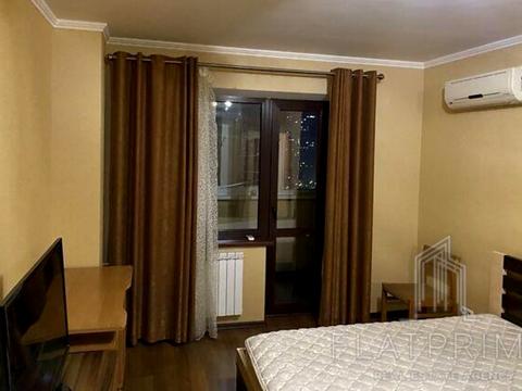 квартира за адресою Лариси Руденко вул., 10-Б