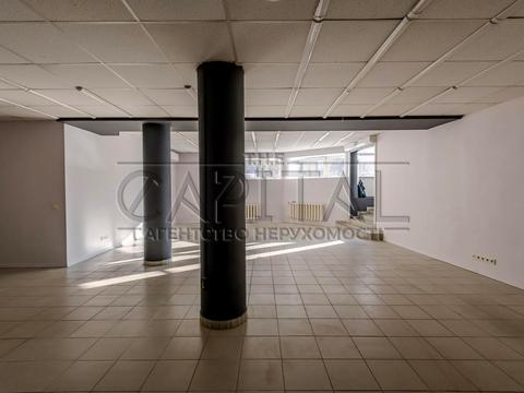 коммерческая по адресу Гетьмана Кирилла Разумовского ул. (Миколи Краснова), 17