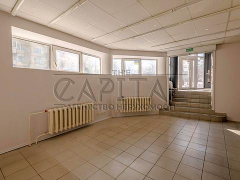 коммерческая по адресу Гетьмана Кирилла Разумовского ул. (Миколи Краснова), 17