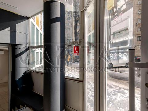 коммерческая по адресу Гетьмана Кирилла Разумовского ул. (Миколи Краснова), 17