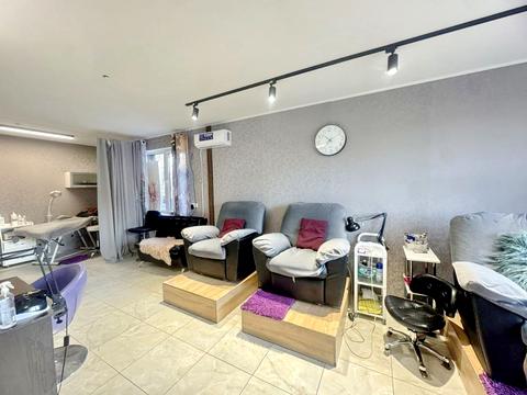 коммерческая по адресу Литературная ул., 10