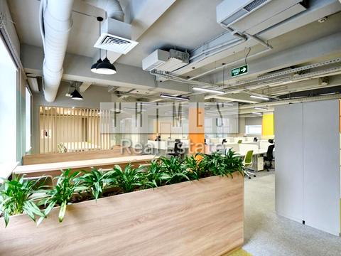 коммерческая по адресу Сім'ї Прахових, 58/10