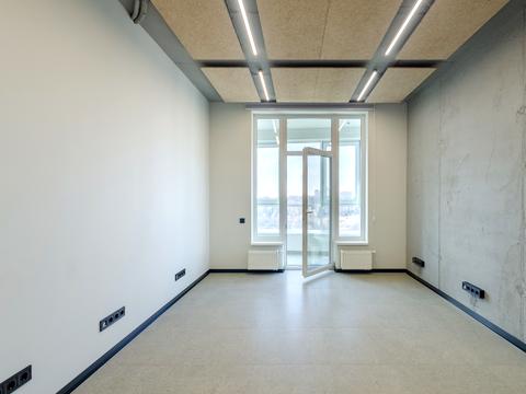 комерційна за адресою Антоновича вул. (Горького), 109