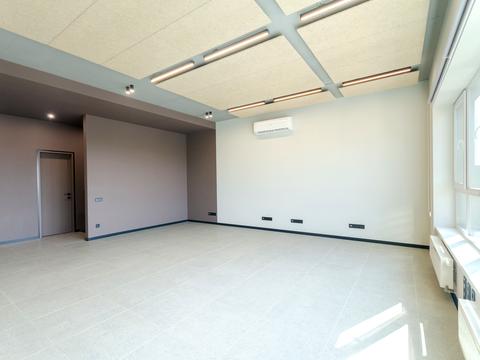 комерційна за адресою Антоновича вул. (Горького), 109