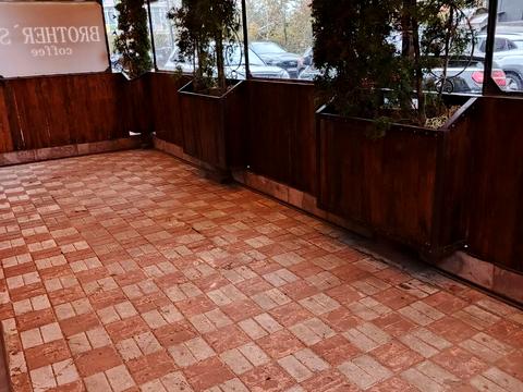 коммерческая по адресу Миколы Бажана просп., 14