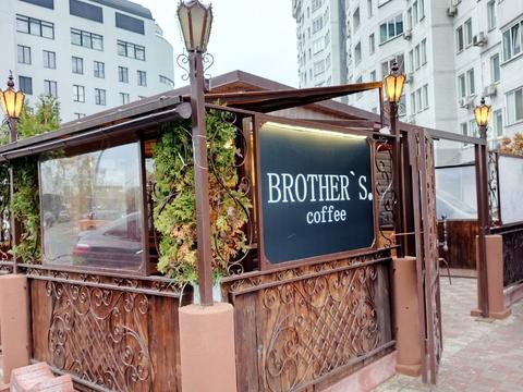 коммерческая по адресу Миколы Бажана просп., 14