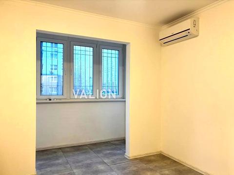 квартира за адресою Софії Русової вул., 5-Б