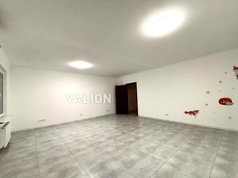 квартира за адресою Софії Русової вул., 5-Б