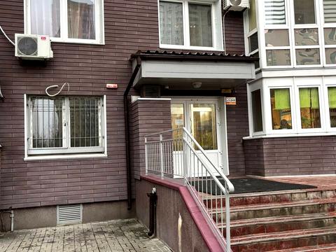 квартира за адресою Софії Русової вул., 5-Б