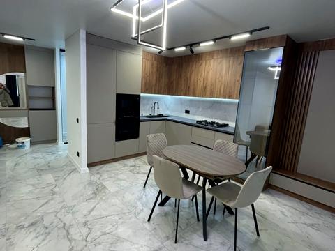 квартира по адресу Злуки просп., 7