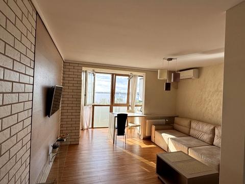 квартира за адресою Лазурна вул., 5 к10