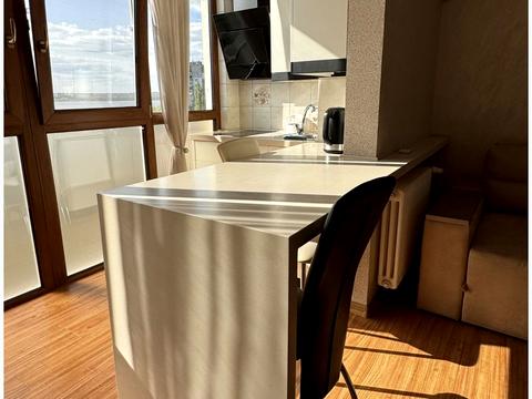 квартира за адресою Лазурна вул., 5 к10