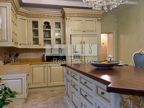 будинок за адресою смт. Козин, Старокиївська вул., 2/10