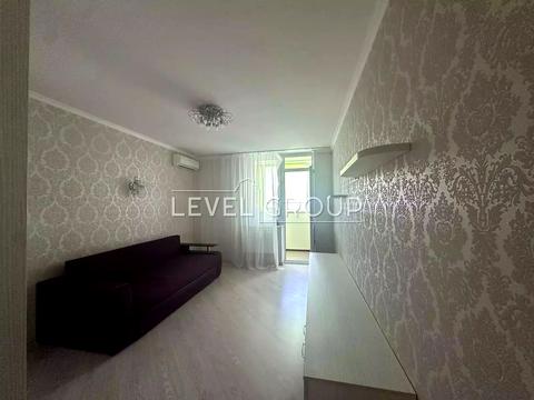 квартира за адресою Сім'ї Стешенків вул. (Тимофія Строкача), 9