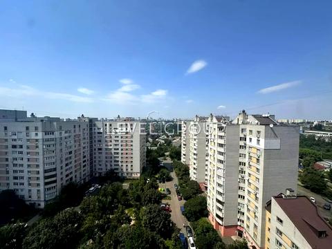 квартира за адресою Сім'ї Стешенків вул. (Тимофія Строкача), 9