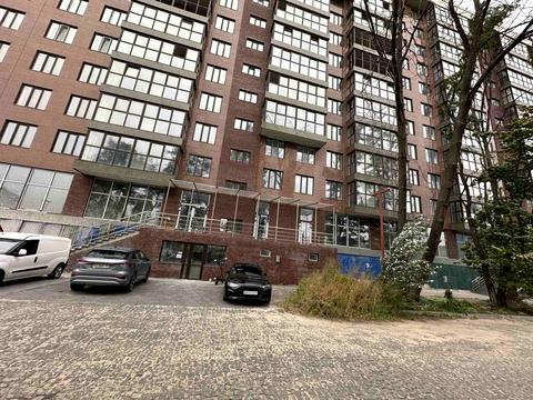 коммерческая по адресу Нововокзальная ул., (Будинок)