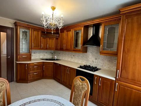 квартира за адресою Менахем-Мендл Шнеєрсона вул. (Мініна), 5