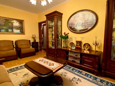 квартира за адресою Рональда Рейгана вул., 8-А