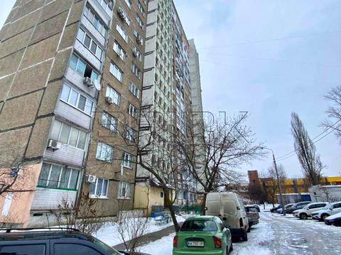 квартира за адресою Рональда Рейгана вул., 8-А