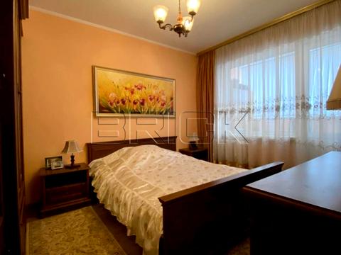 квартира за адресою Рональда Рейгана вул., 8-А