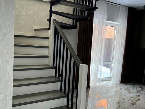 будинок за адресою провулок світлий, 3