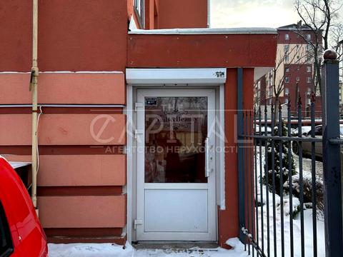 комерційна за адресою Мечникова вул., 106