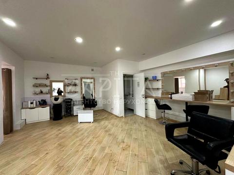 комерційна за адресою Мечникова вул., 106