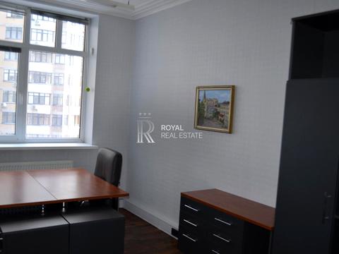 комерційна за адресою Старонаводницька вул., 6-Б