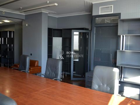 комерційна за адресою Старонаводницька вул., 6-Б